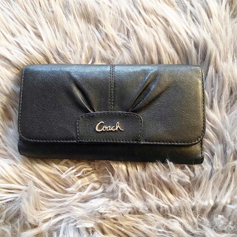 Authentic Coach Ashley Wallet